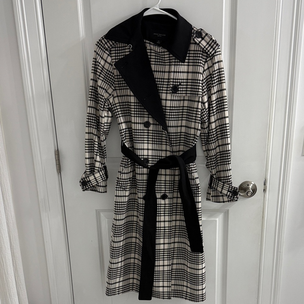 Ann Taylor Black and White Plaid Trench Coat - Picture 1 of 4